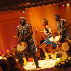 afrikaanse percussiegroep mam bambe boeken